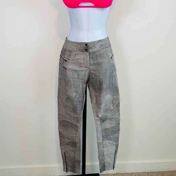 Shades of Gray Abstract Style Genuine Leather Biker Pants with Stretch Size 4 - Picture 3 of 12